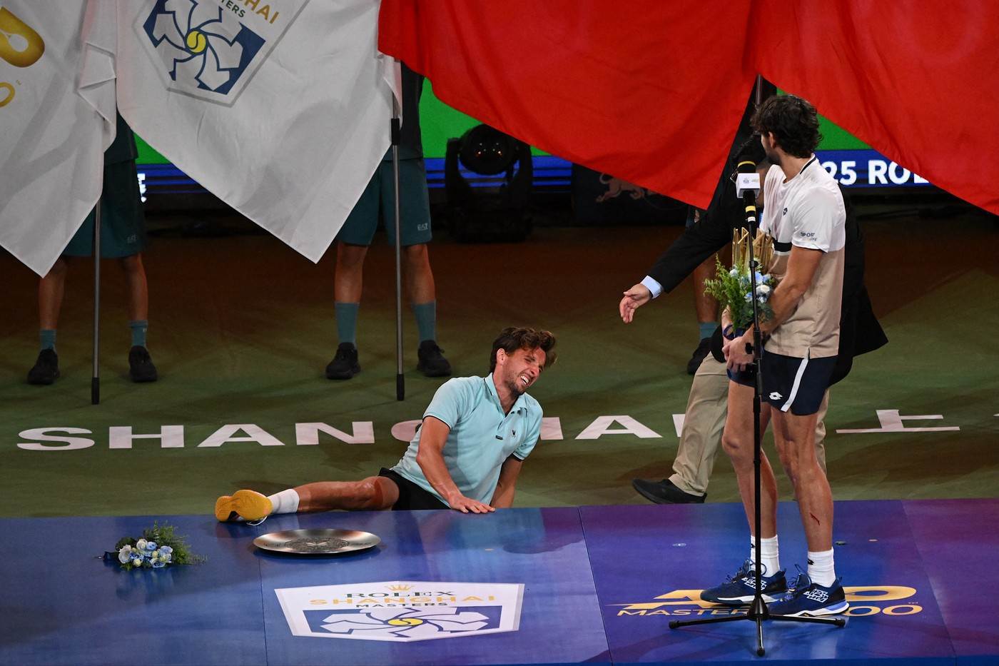  artur rinderknes teniser se srusio na podijumu 