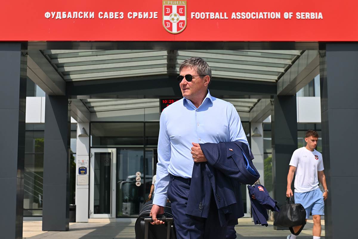  Dragan Stojković Piksi treba da postane selektor Južne Koreje 