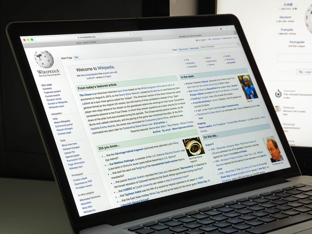  Wikipedia zbog AI bilježi pad posjeta 