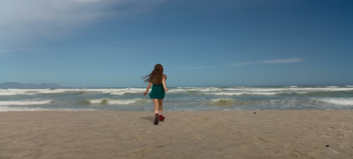  Serija "No One Saw Us Leave" 