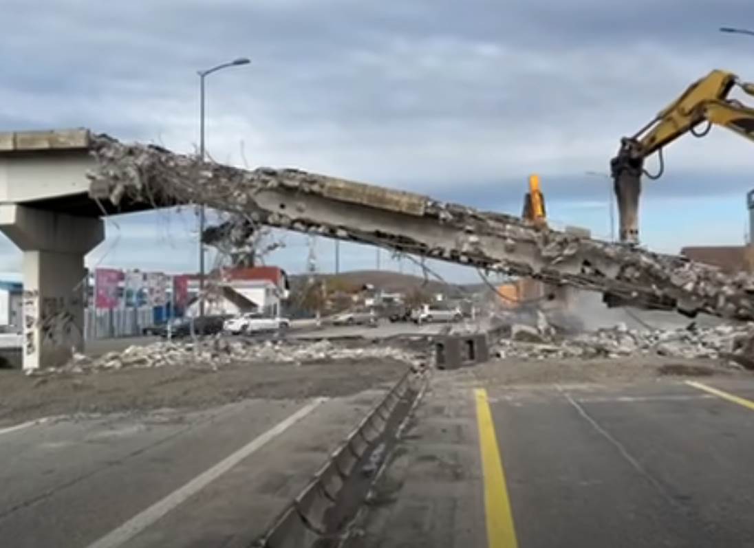  srušen nadvožnjak u trnu 