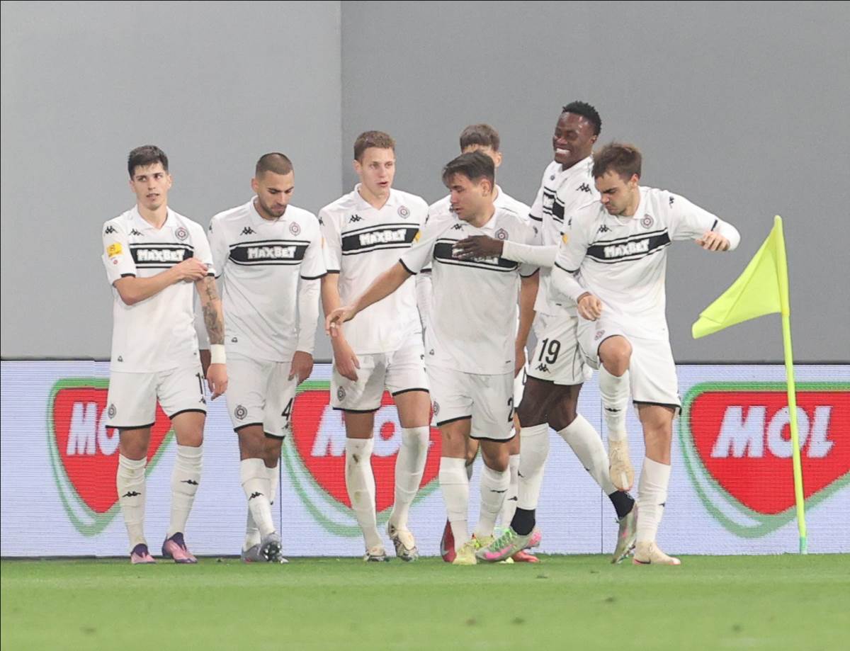  Kad igraju Javor i Partizan u Ivanjici 