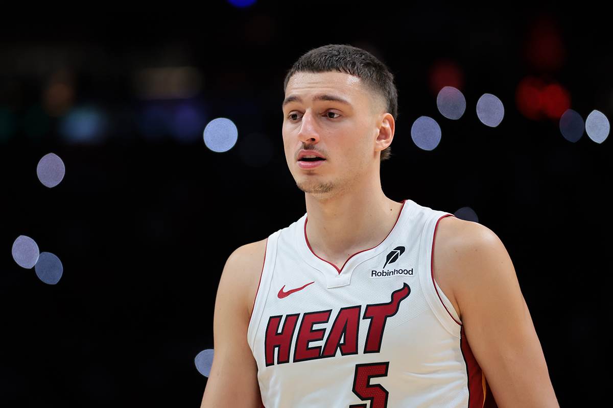  Nikola Jović ponovo izgubio mjesto startera u Majamiju 