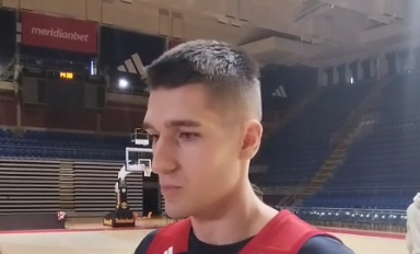  Stefan Miljenović pred utakmicu sa Makabijem 