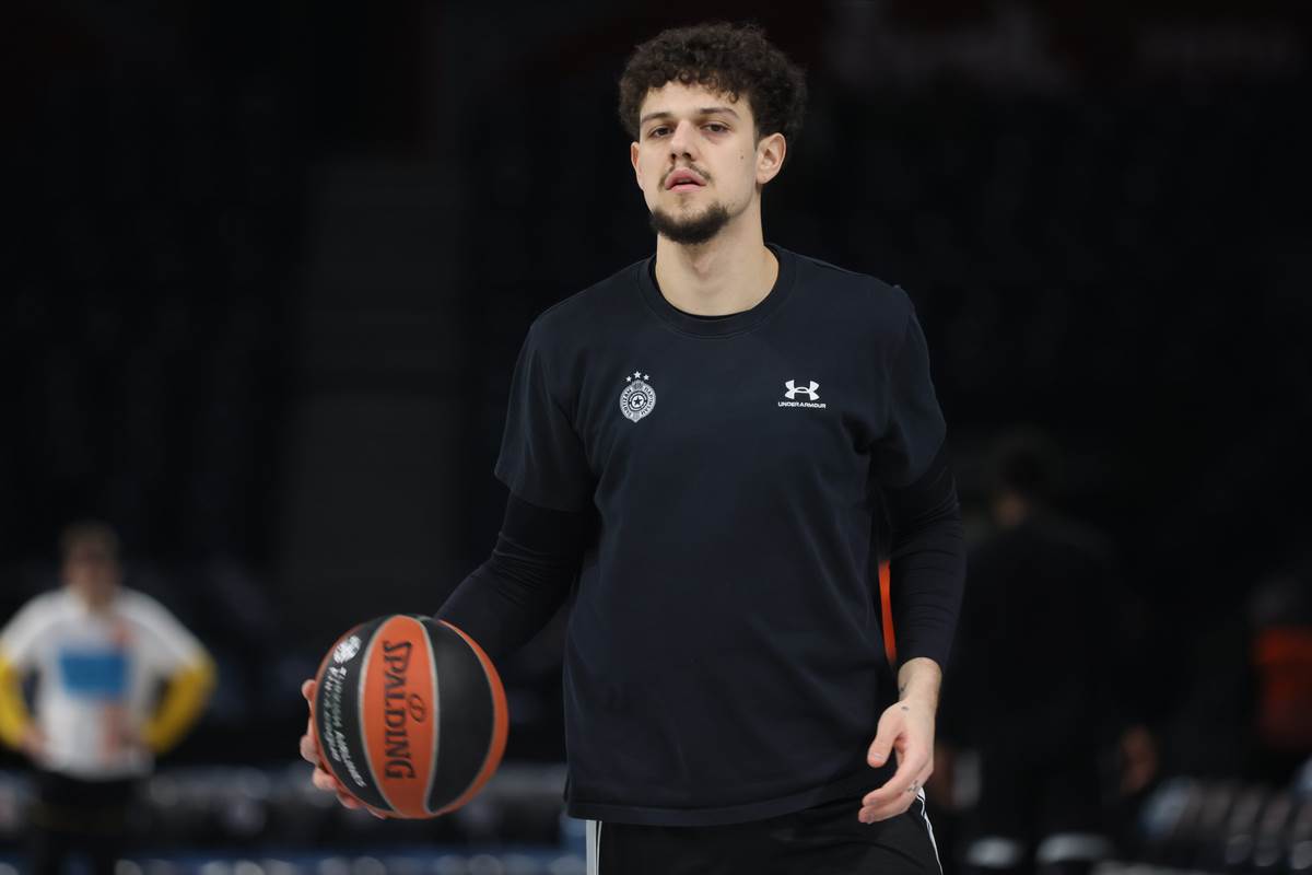  Uroš Trifunović napušta Makabi 