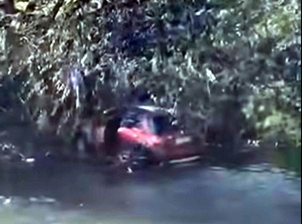  Vozač suzukija sletio u Vrbas u Banjaluci 