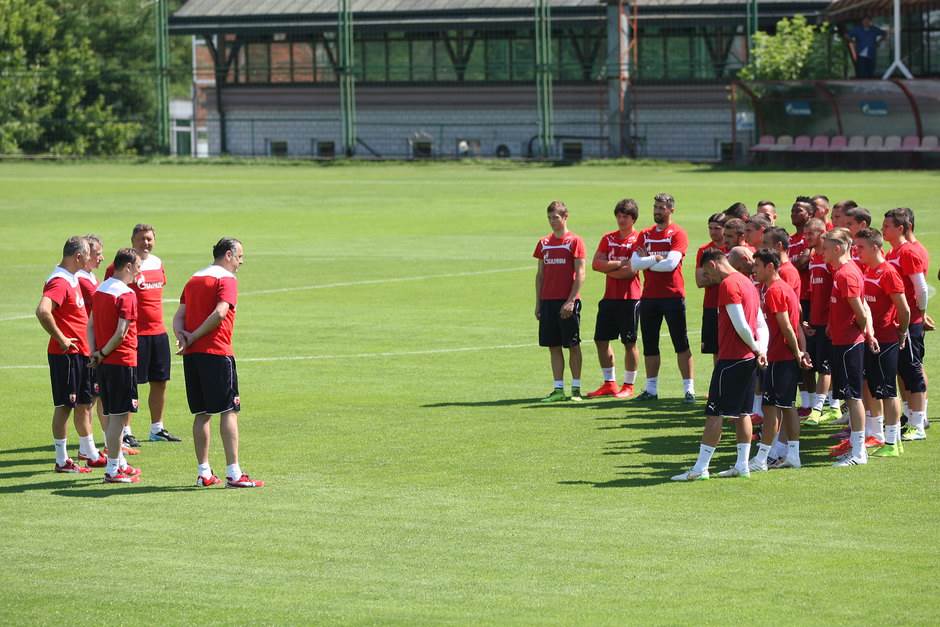 Trener FK Crvena zvezda Miodrag Božović nije došao na trening 