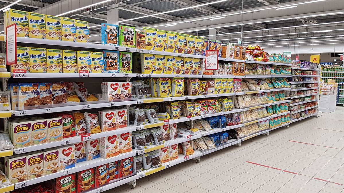  Hrvat, Srbin i Crnogorac pokušali da ukradu veš-mašinu i frižider iz supermarketa u Njemačkoj 