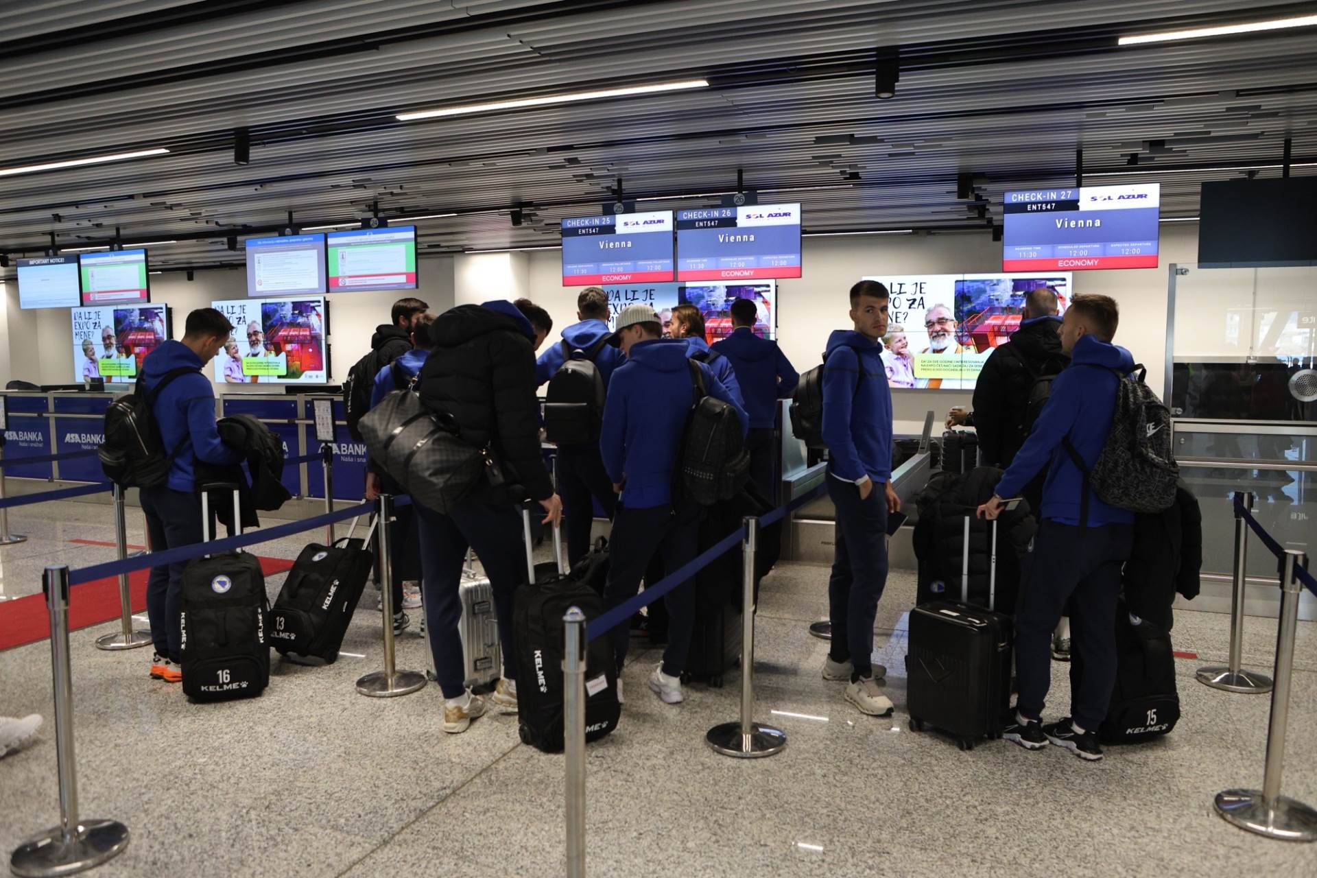  Igrači BiH krenuli prema Austriji let kasnio 90 minuta  