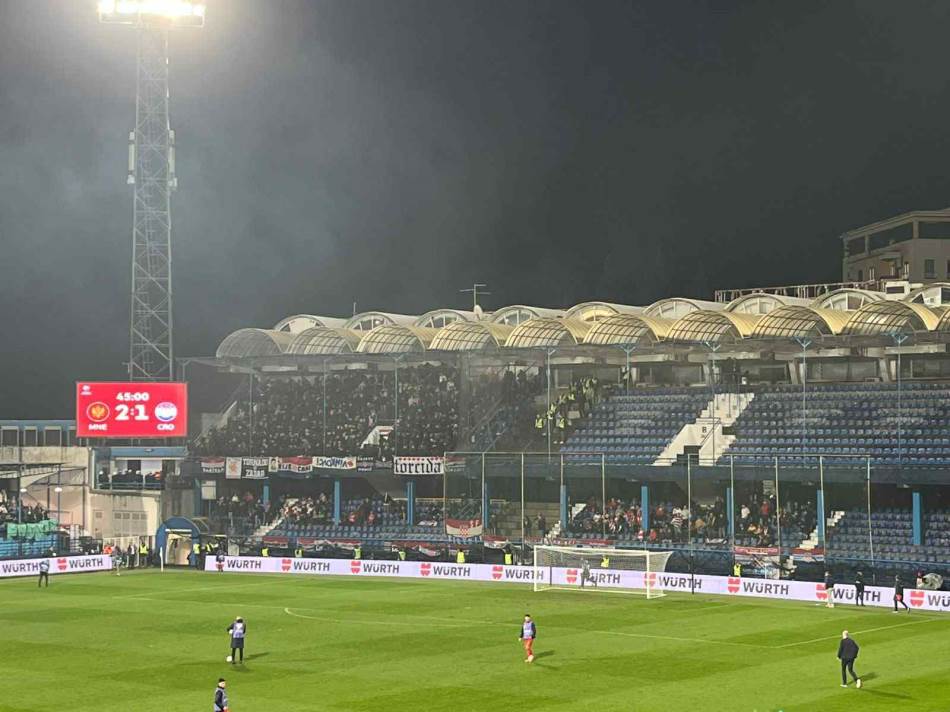  Hrvati skandirali ubij srbina u Podgorici 