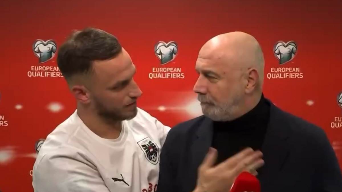  Arnautović hvalio zmajeve i tješio Muharemovića 