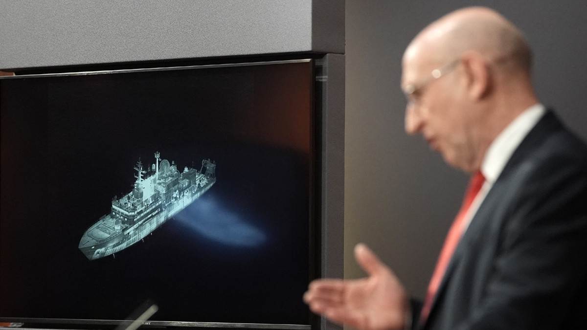  Britanski ministar odbrane Džon Hili o ruskom špijunskom brodu 