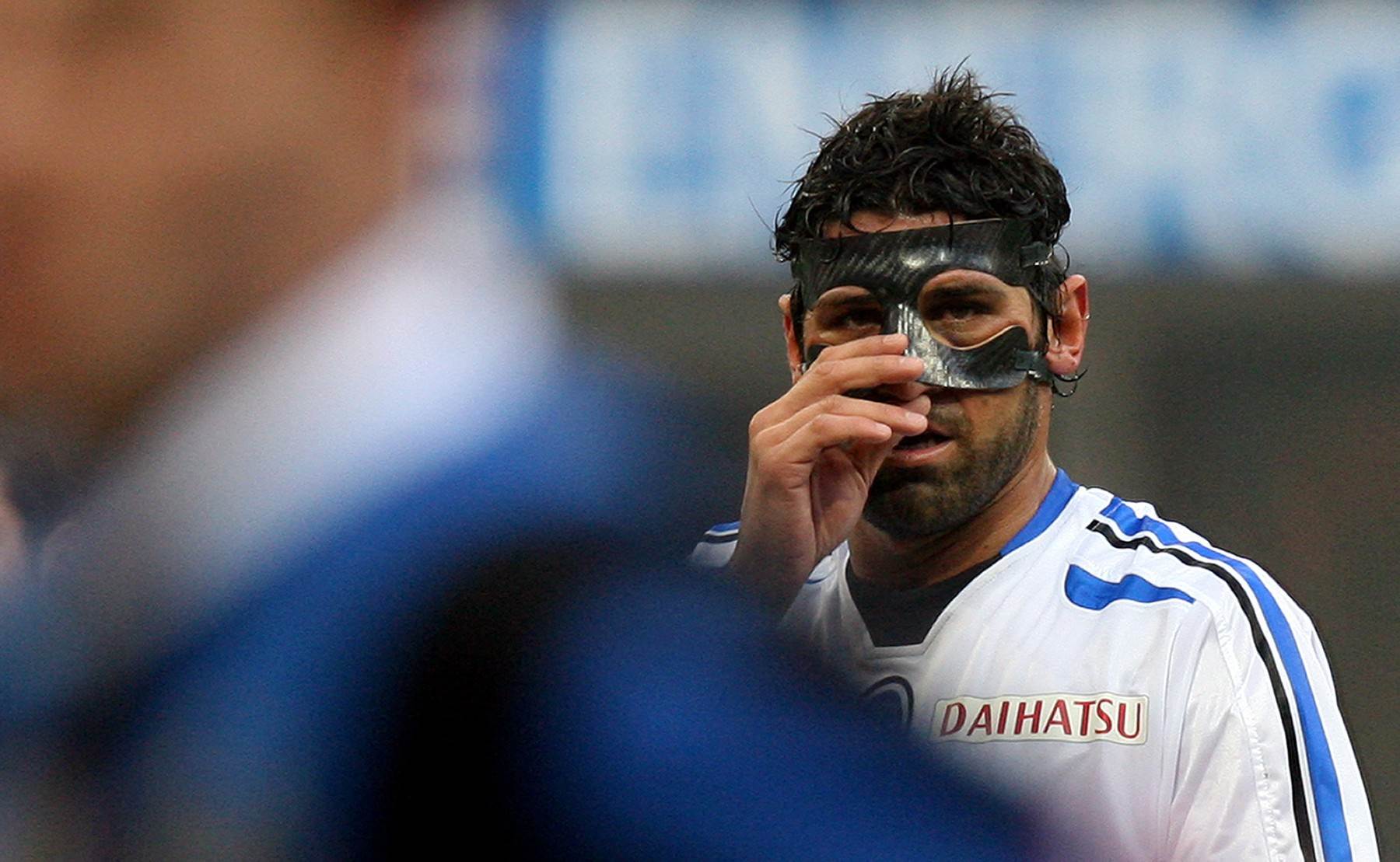  Moris Karocijeri potpisao ugovor sa Milanom pa pao na doping testu zbog kokaina 