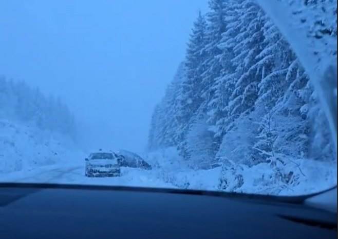  Problemi u saobraćaju zbog snijega 
