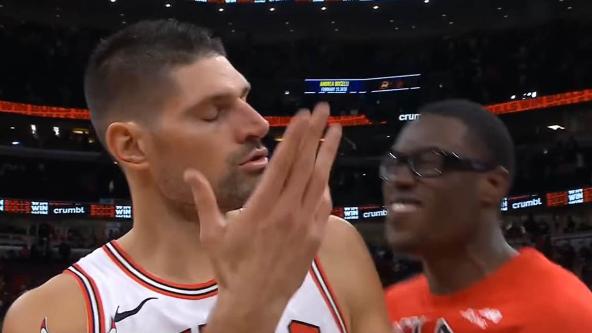  Nikolu Vučevića iznervirali saigrači tokom intervjua 