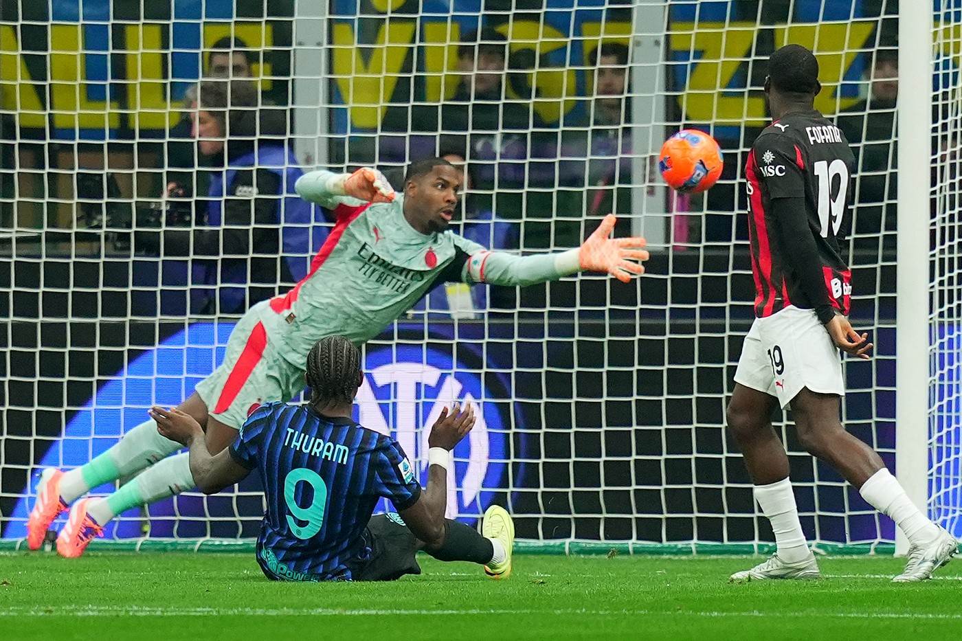  Inter Milan Derbi dela Madonina Serija A 2025 