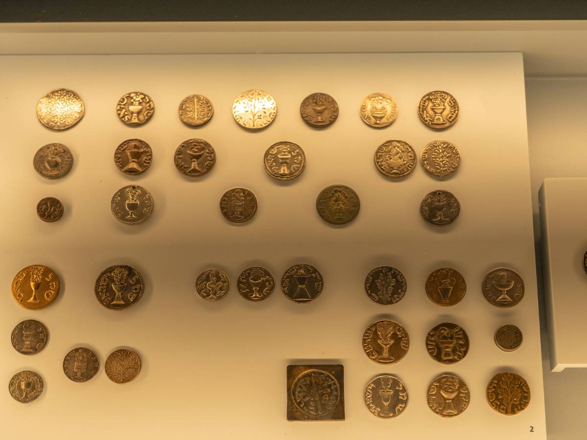  Zlatnik španskog kralja Filipa 