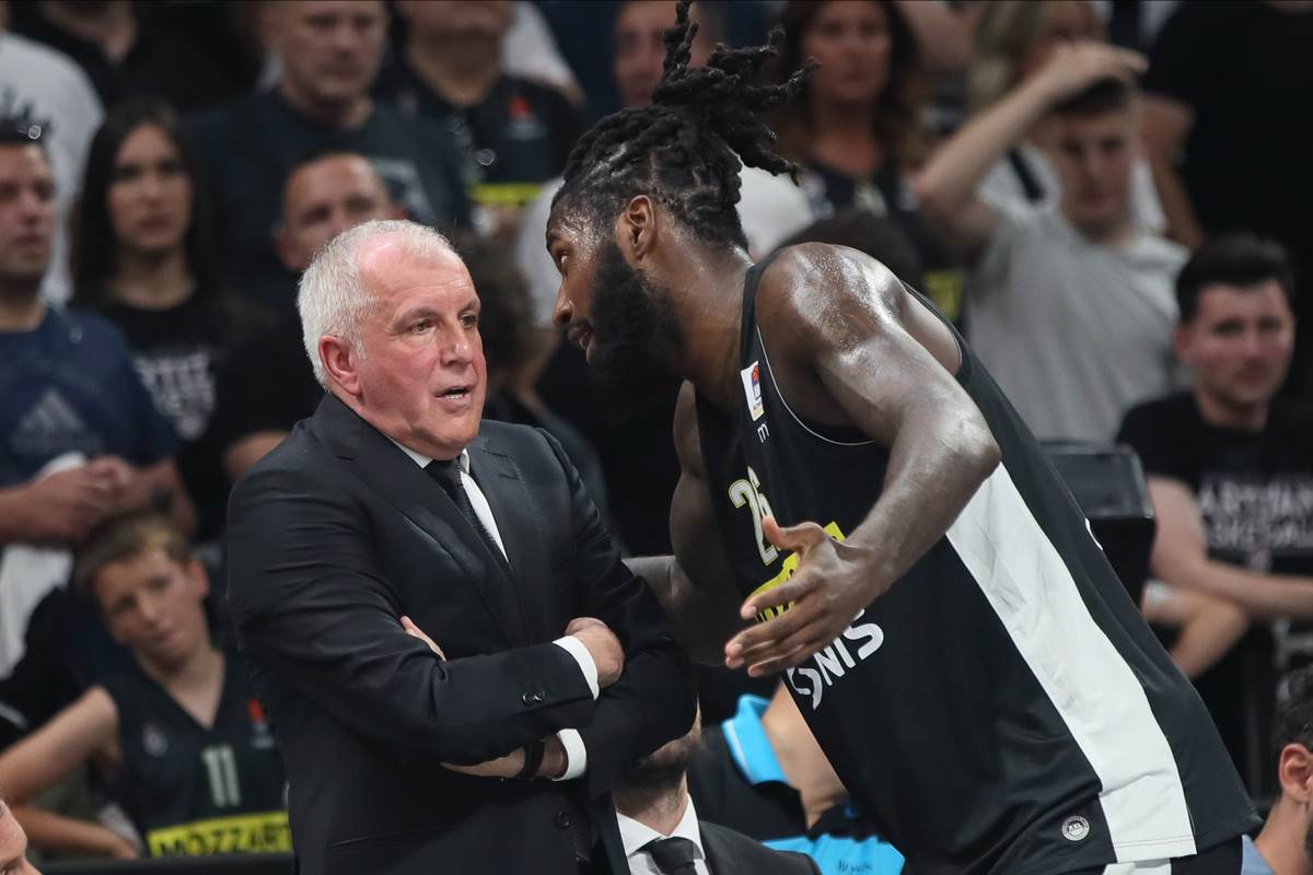  Matijas Lesor se prvi oprostio od Željka Obradovića 