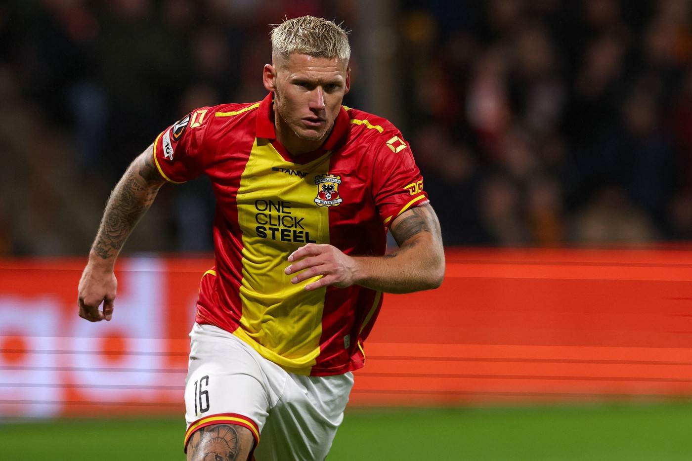  Vesli Snajder bijesan zbog poteza fudbalera Go Ahed Iglsa 