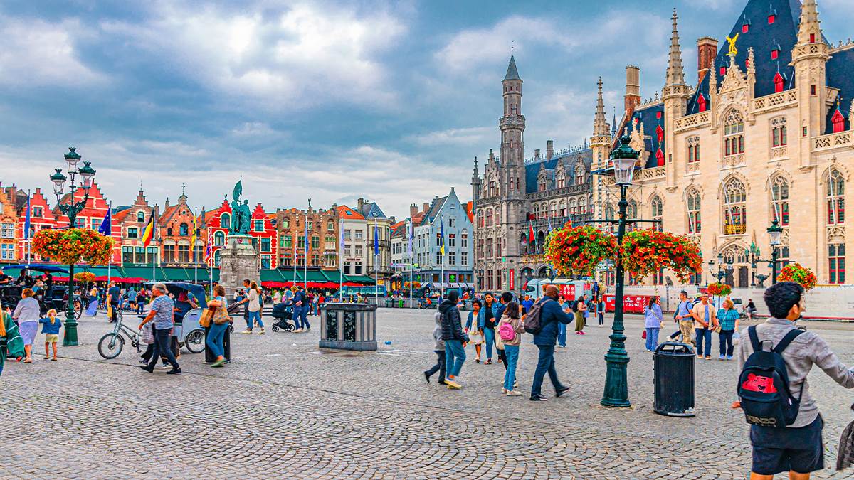  Barle, grad kroz koji prolazi granica između Holandije i Belgije 