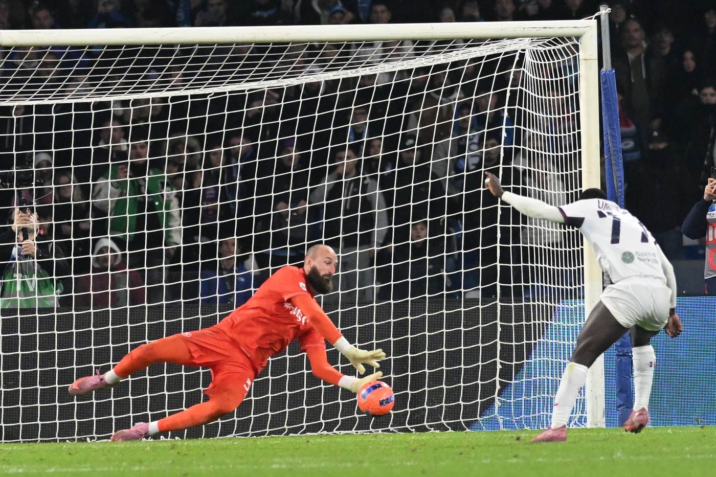  Vanja milinković Savić odveo Napoli u četvrtfinale kopa Italije 