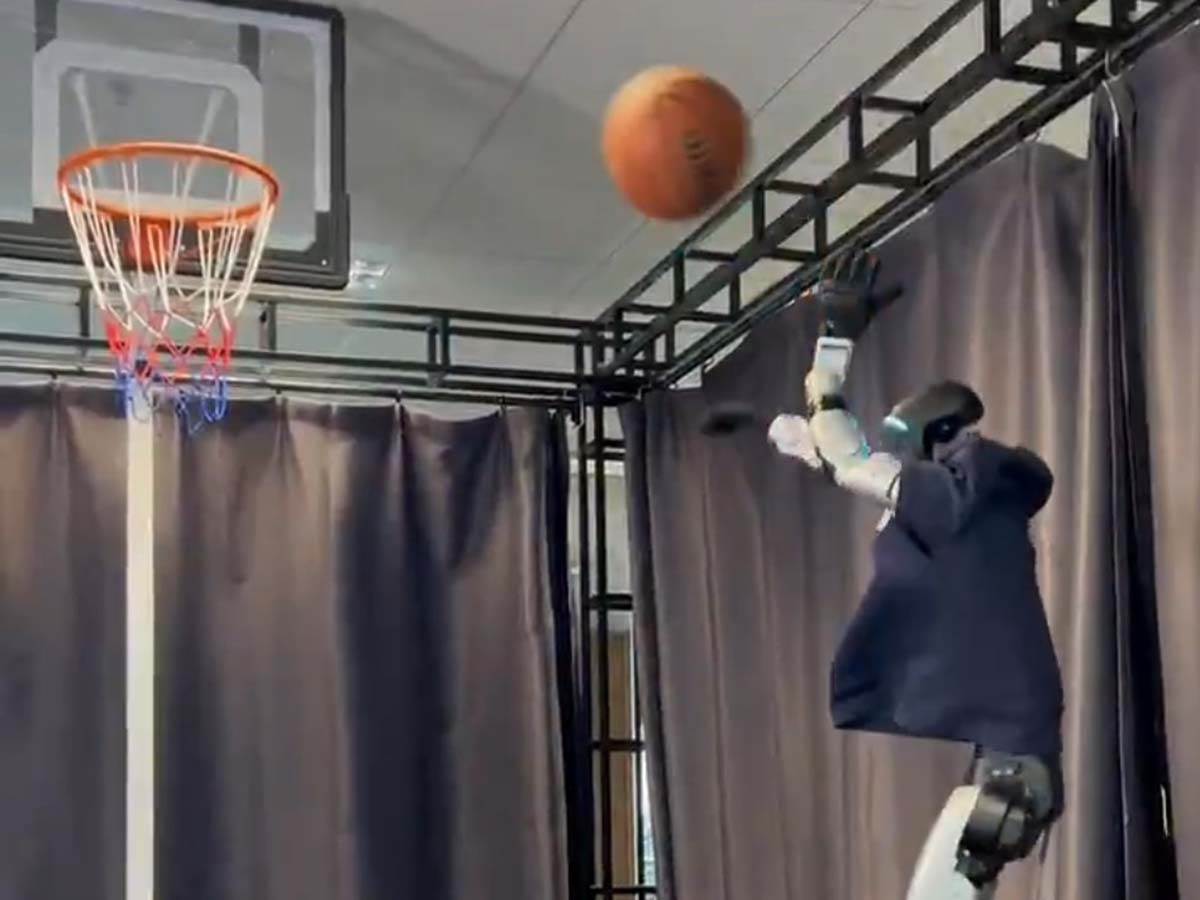  Robot untree G1 igra košarku 