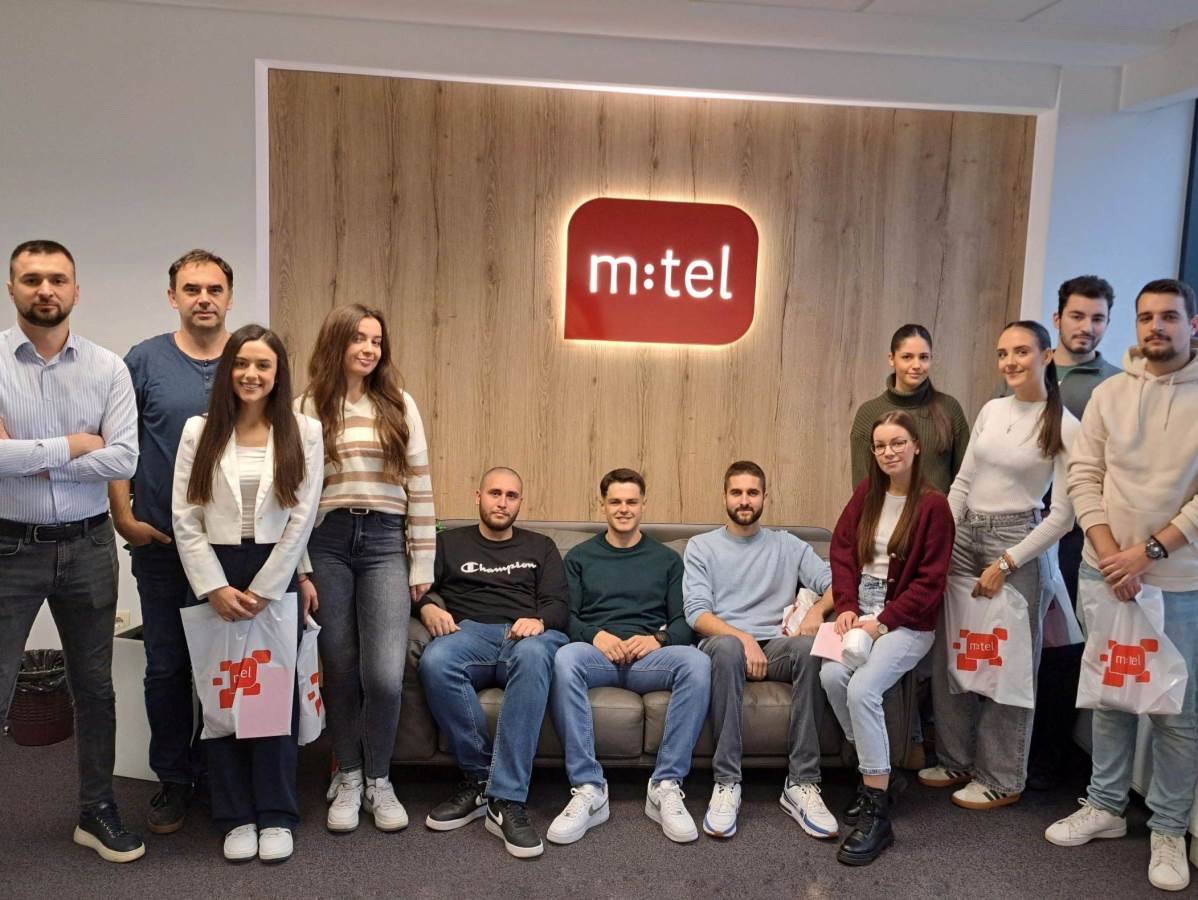  Studenti PMF-a Banja Luka na praksi u m:tel-u 