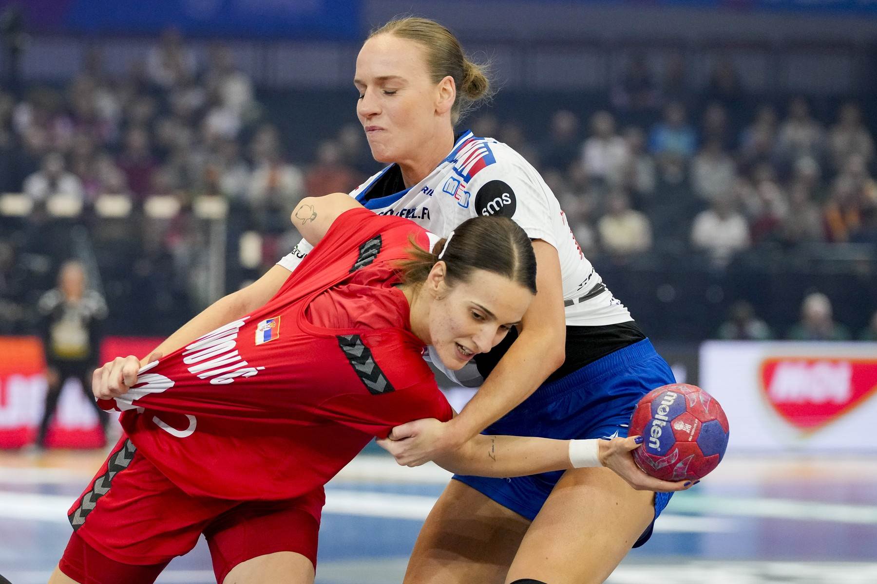  Srbija propustila priliku da pobijedi Farska Ostrva 