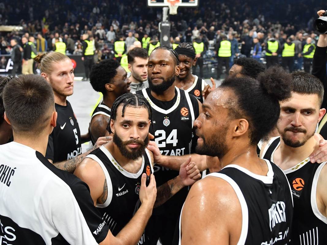  Dvejn Vašington odlazi iz Partizana  