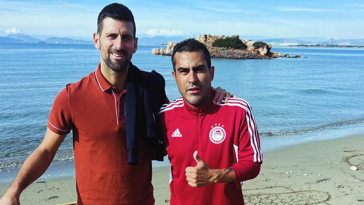  Novak Đoković i Neri Kastiljo na plaži u Atini 