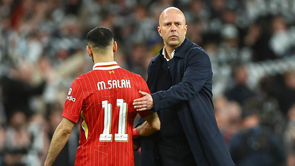  Arne Slot izbacuje Mohameda Salaha iz tima 