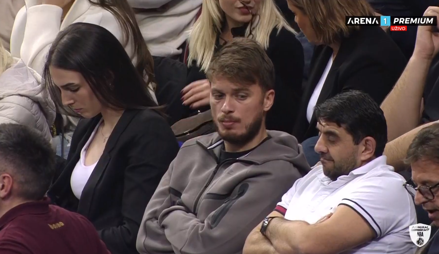  Adem Ljajić gleda utakmicu Bosne i Crvene zvezde 
