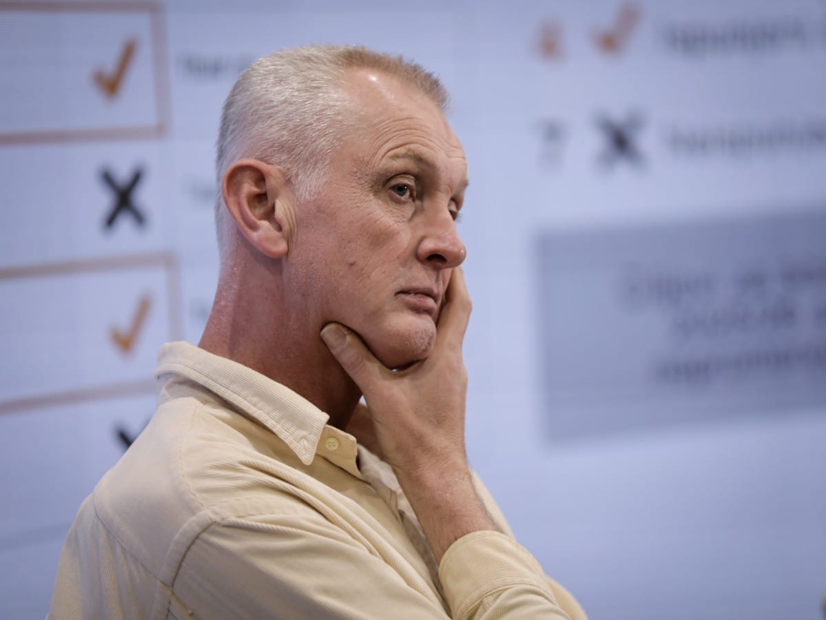  Žarko Paspalj Partizan pregovara sa Kameronom Pejnom 