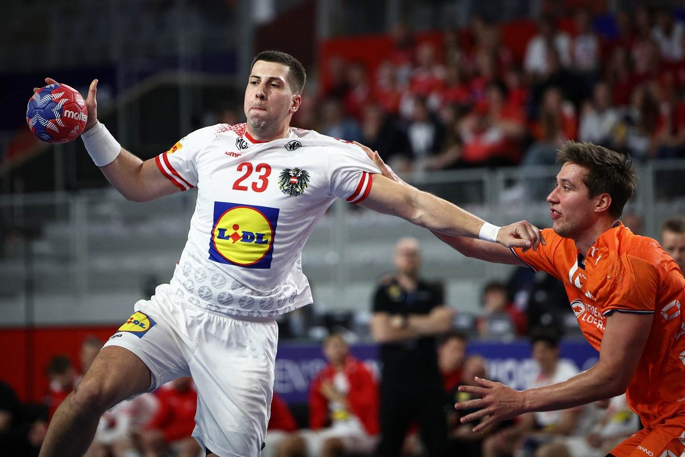  nemanja belos igra protiv srbije na evropskom prvenstvu 