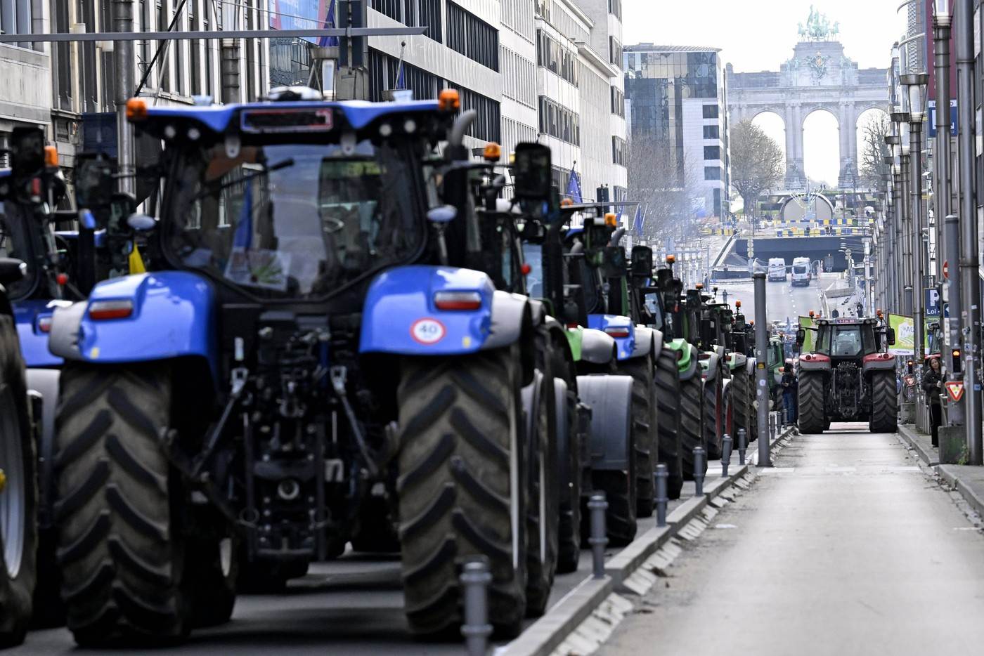  Traktori blokirali centar Brisela 