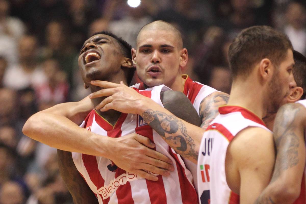  Kvinsi Miler na utakmici Crvena zvezda Virtus  