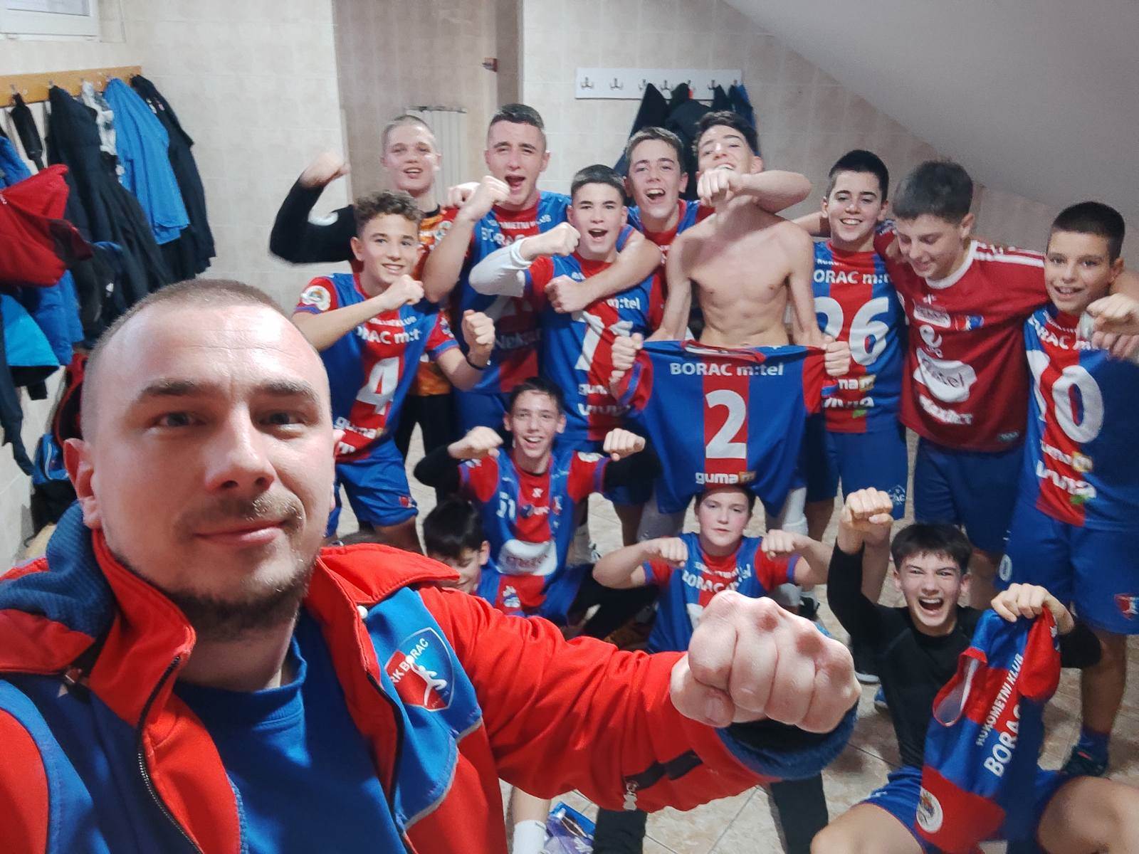  Rukomet Borac pobijedio Barselonu 