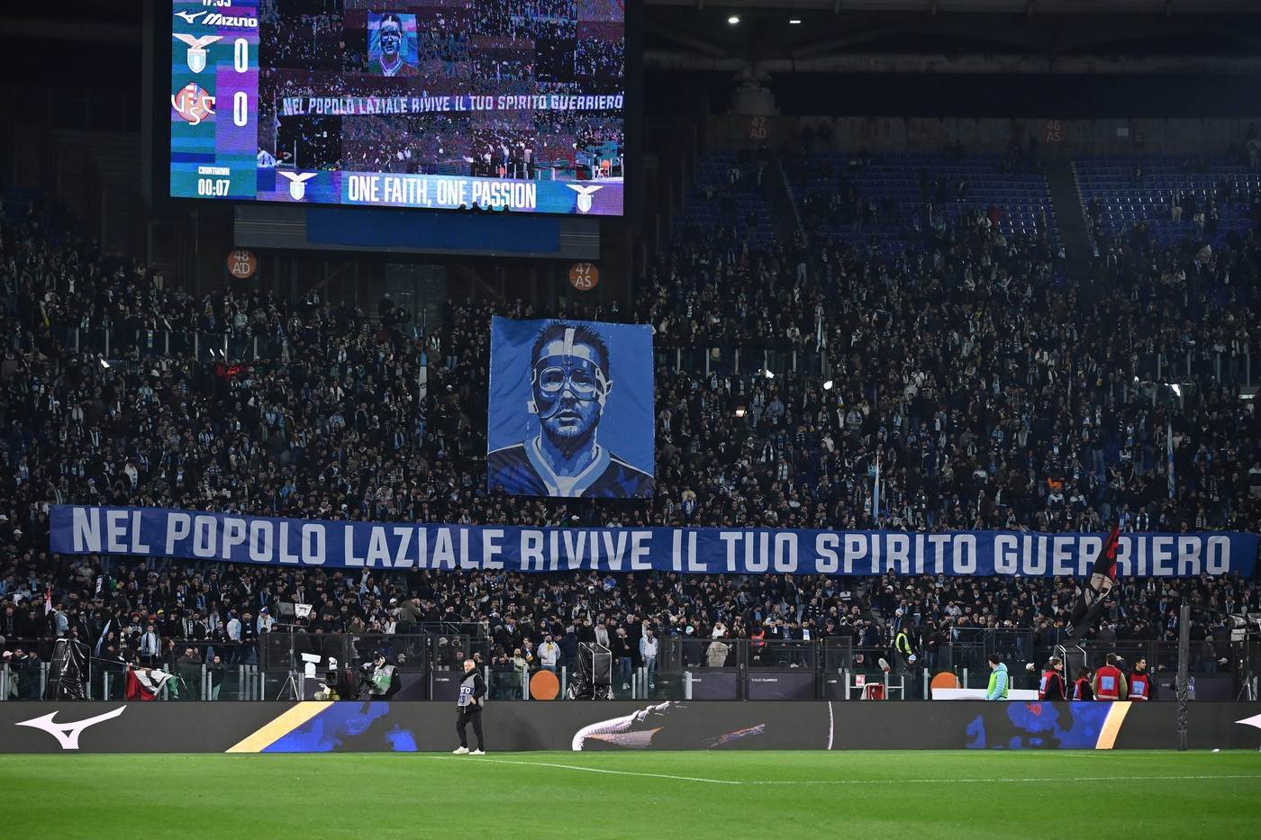  Poruka navijača Lacija za Sinišu Mihajlovića 