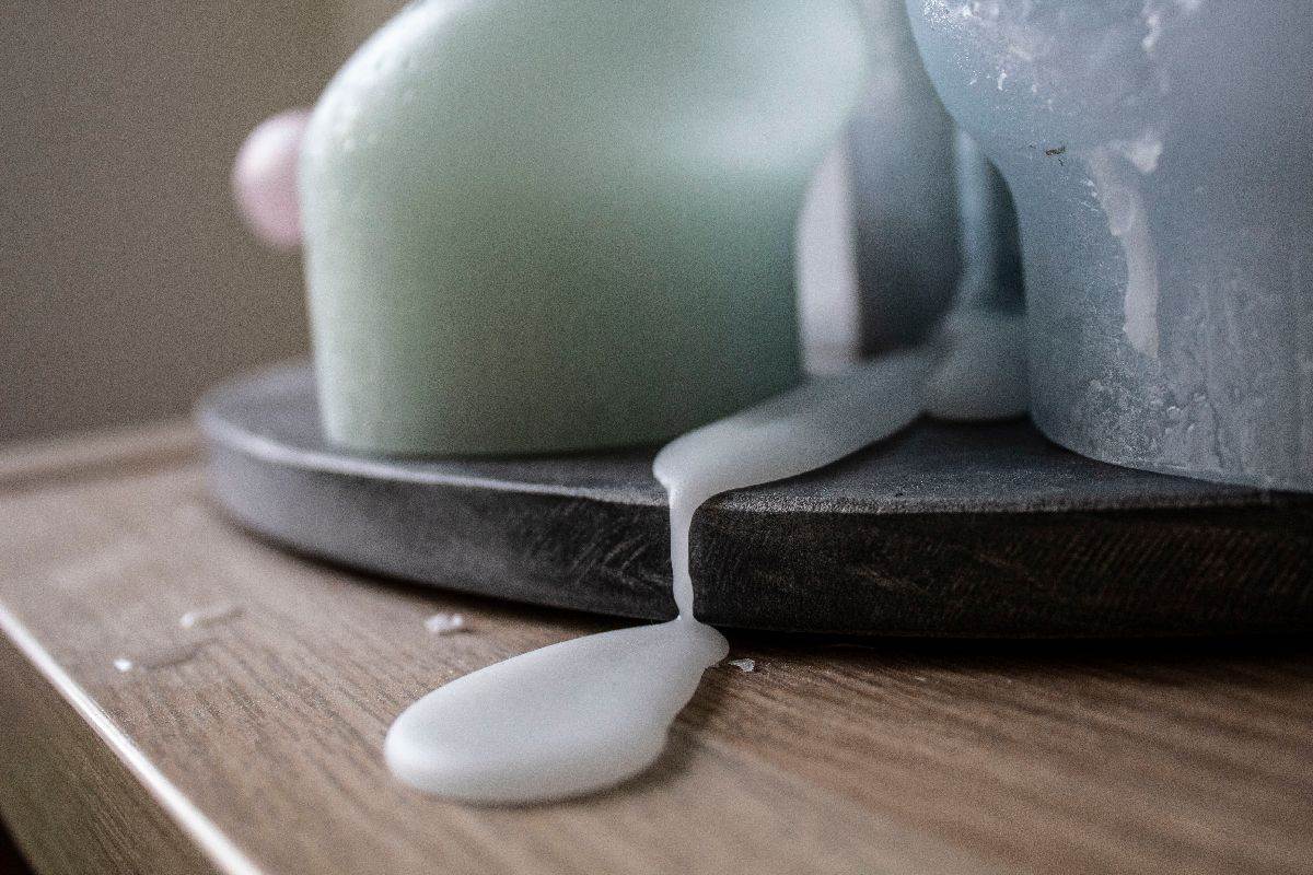  Kako ukloniti vosak od svijeće 