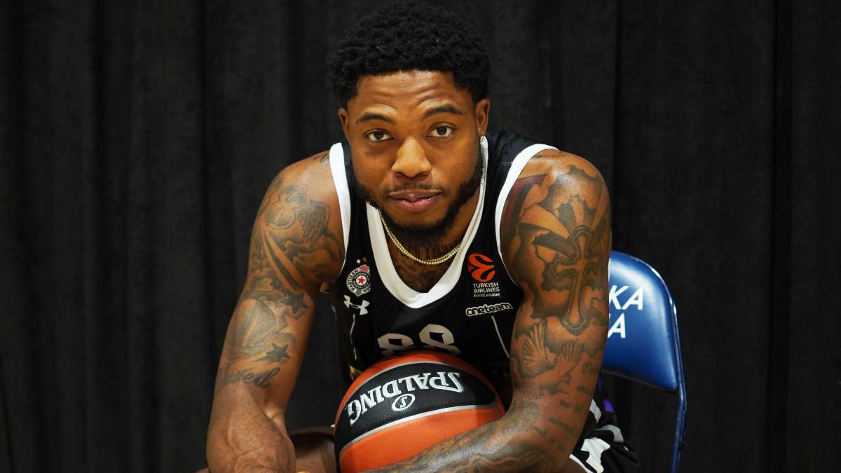  Dubai želi Tajrika Džounsa 