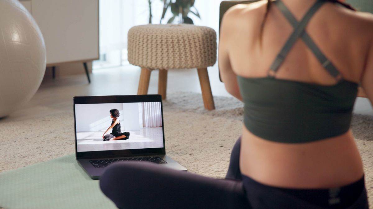  3 najbolje vježbe protiv bolova u gornjem dijelu leđa 