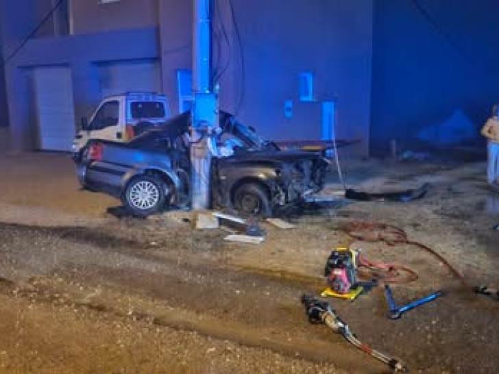  Derventa: Folksvagen smrskan do neprepoznatljivosti 