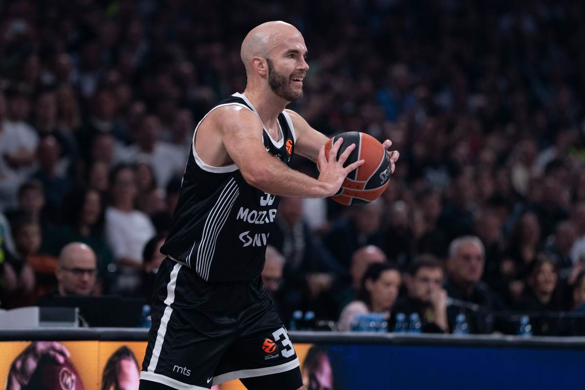  KK Partizan slavio protiv KK Borac Čačak, partija karijere Nika Kalatesa 