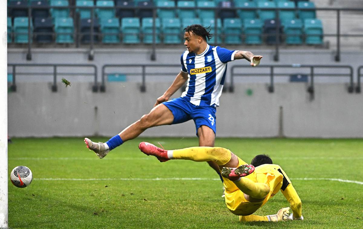  Džej Enem zvanično u Crvenoj zvezdi 