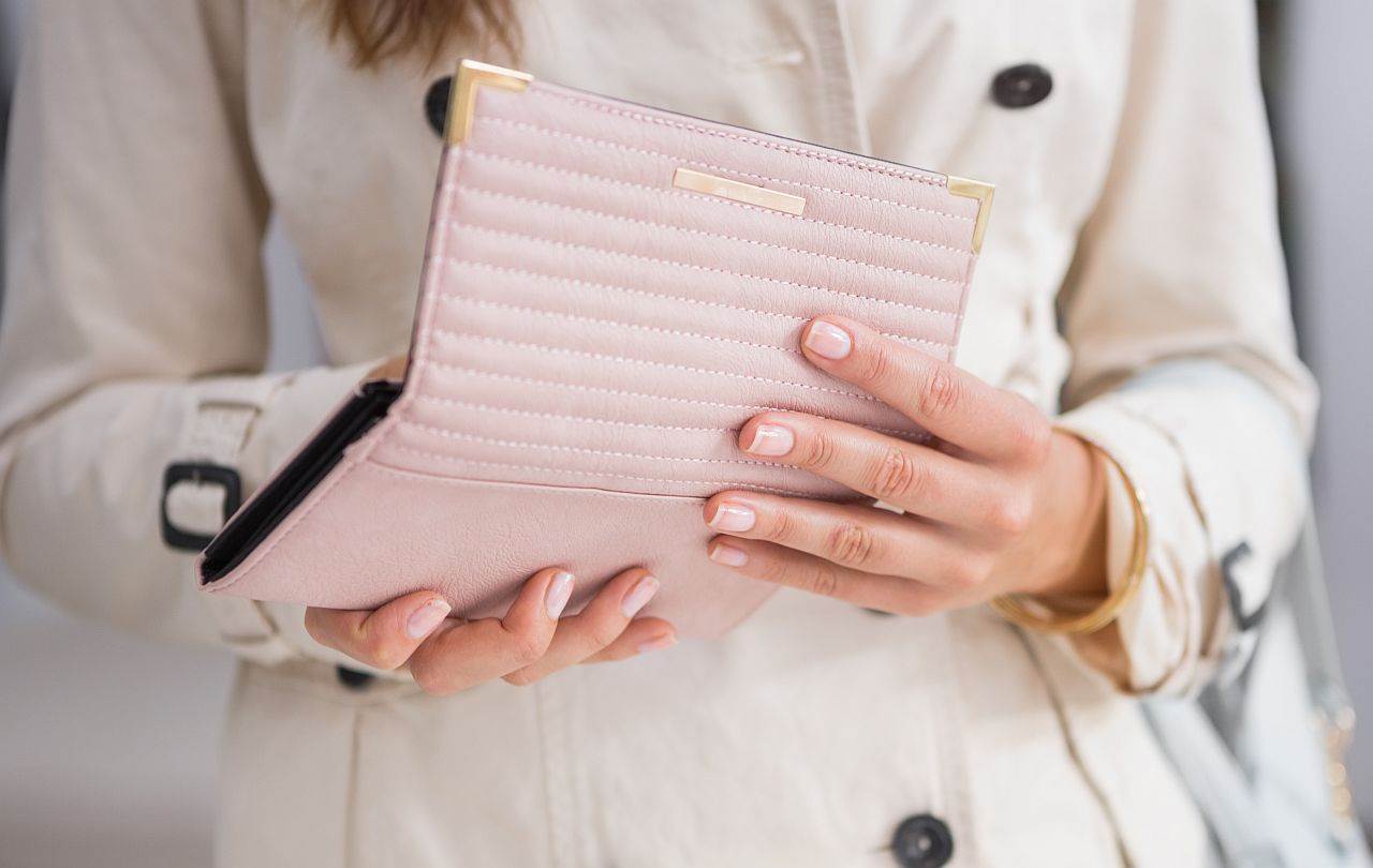  Ruska rublja najjača valuta 