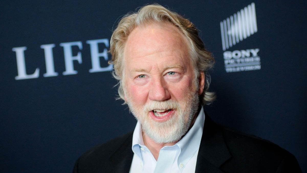  Izdat nalog za hapšenje glumca Timotija Busfild 