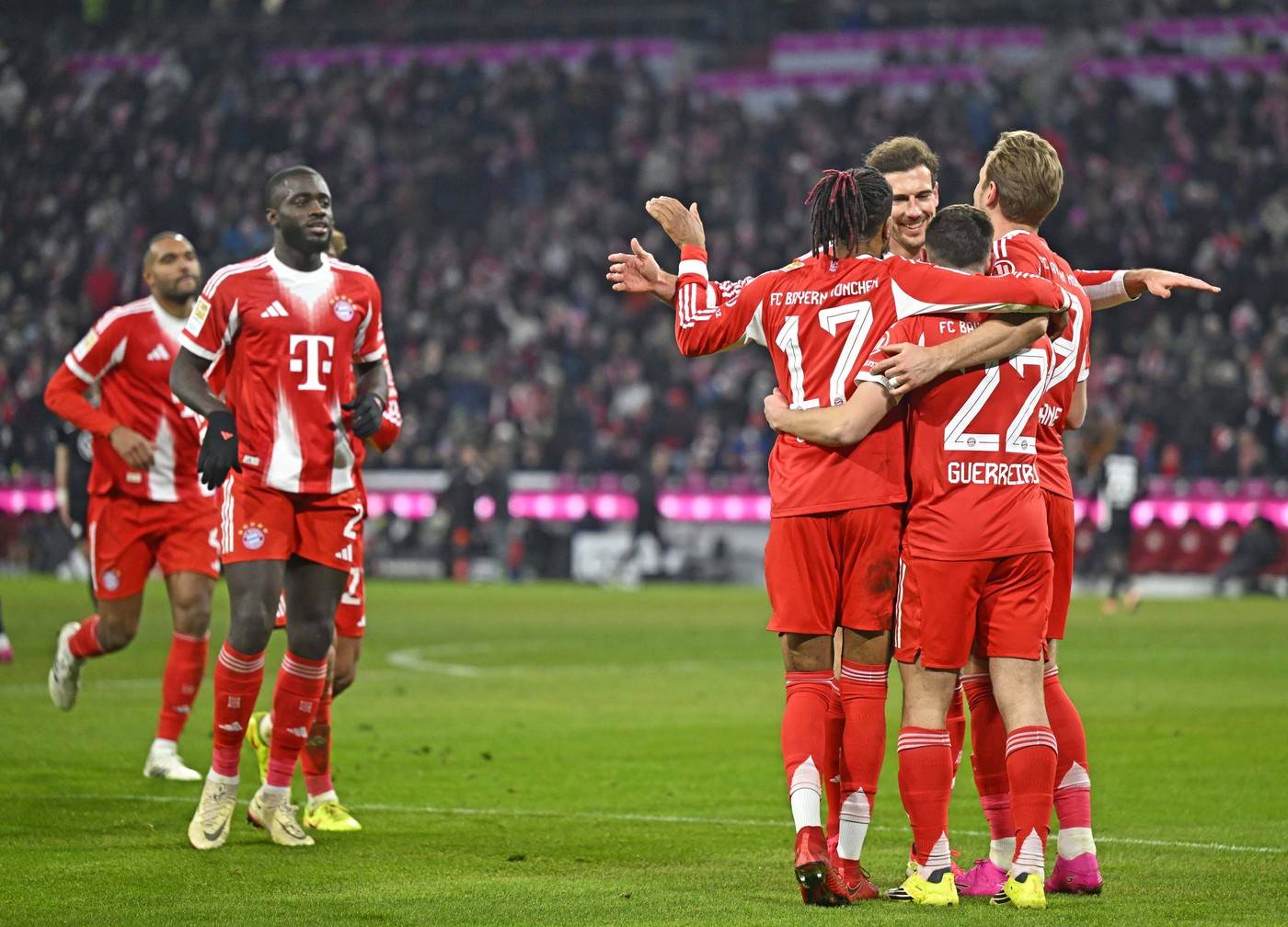  Bajern pobijedio Volfsburg 8-1 