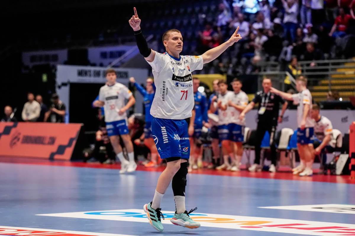  Rukometaši Farskih Ostrva osvojili bod na Evropskom prvenstvu 