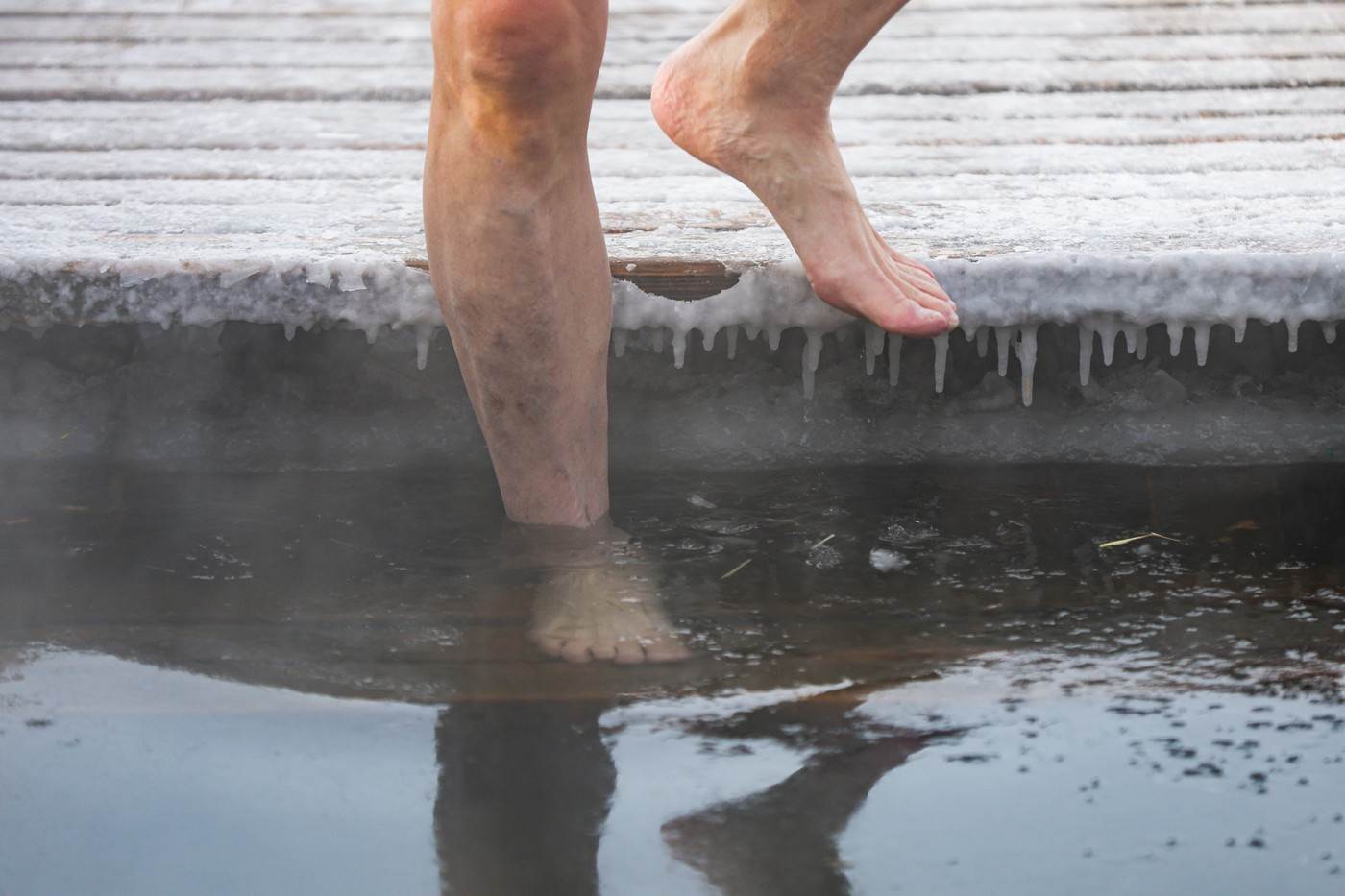   Više od 3.000 ljudi u Hakasiji plivalo za Časni krst na -37 stepeni 