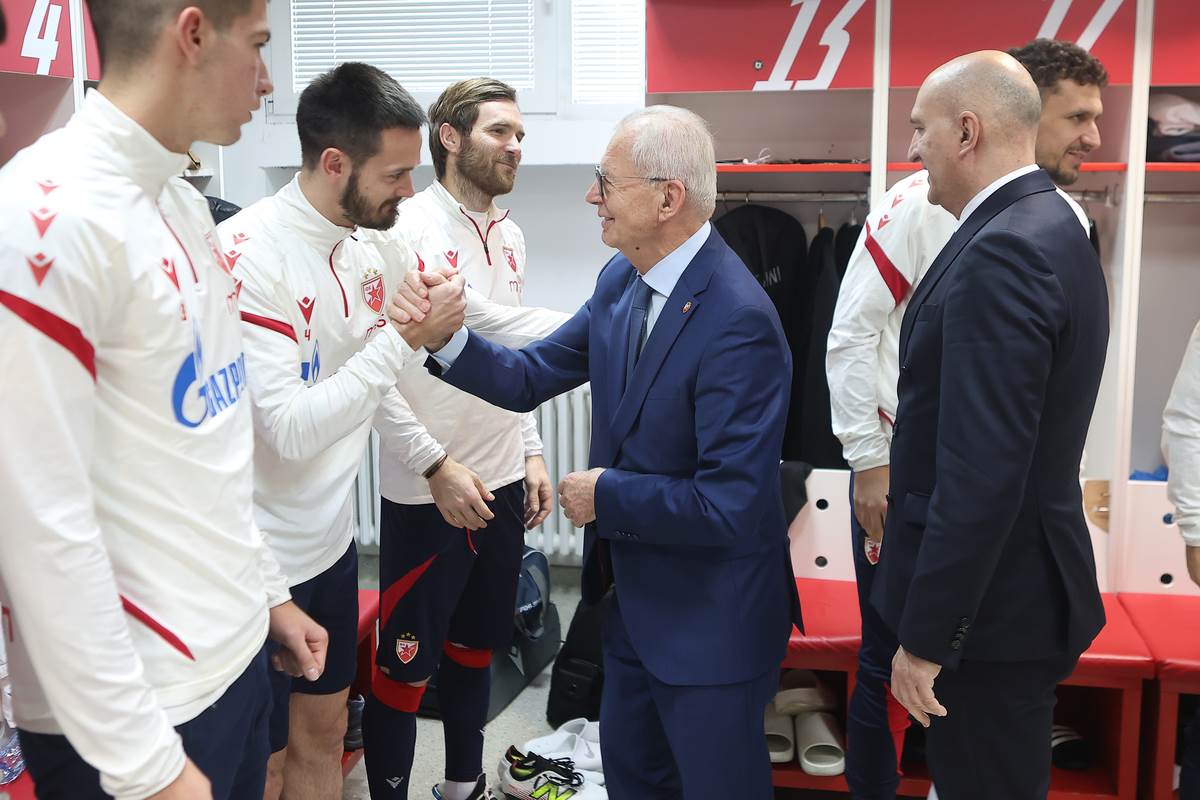  Mirko Ivanić u sastavu Zvezde za Malme 